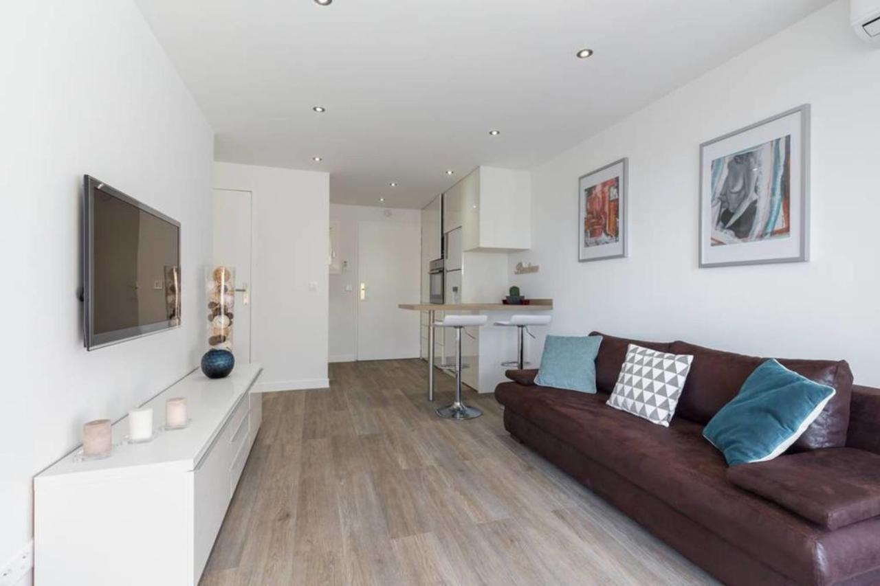 Haven Of Peace 1-br Terrace With Sea View & Pool Appartement *