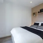Haven Of Peace 1-Br Terrace With Sea View & Pool